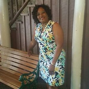 Meet your Posher, Louise